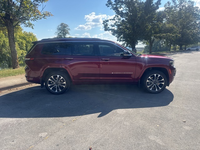 2021 Jeep Grand Cherokee Overland photo 7