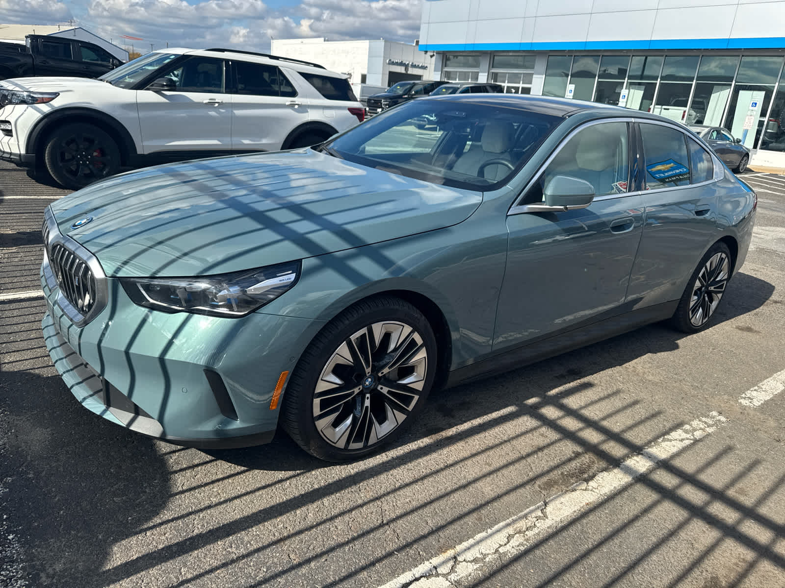 Used 2024 BMW i5 40 with VIN WBY33FK09RCR38304 for sale in Philadelphia, PA