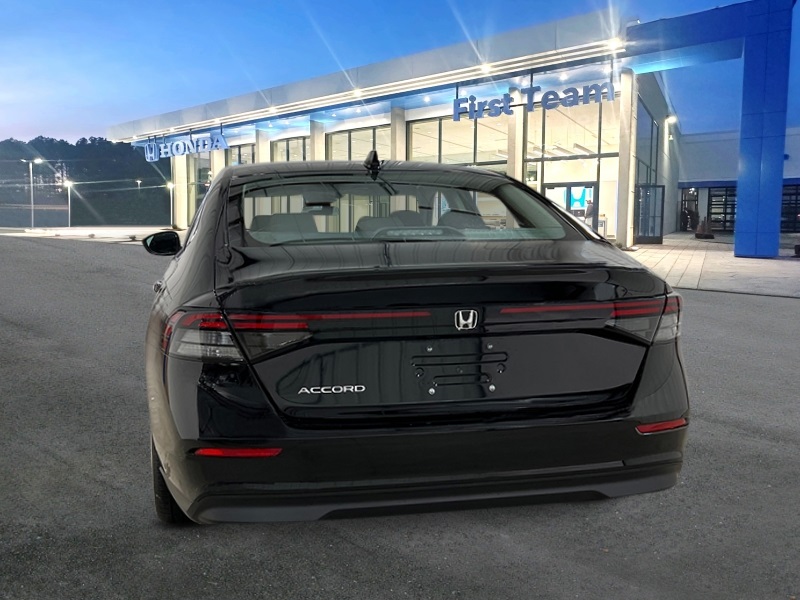 2025 Honda Accord LX photo 4