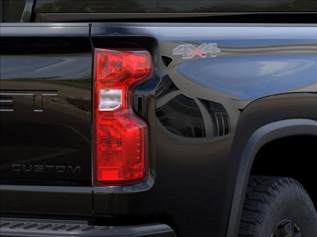 2026 Chevrolet Silverado Custom photo 11