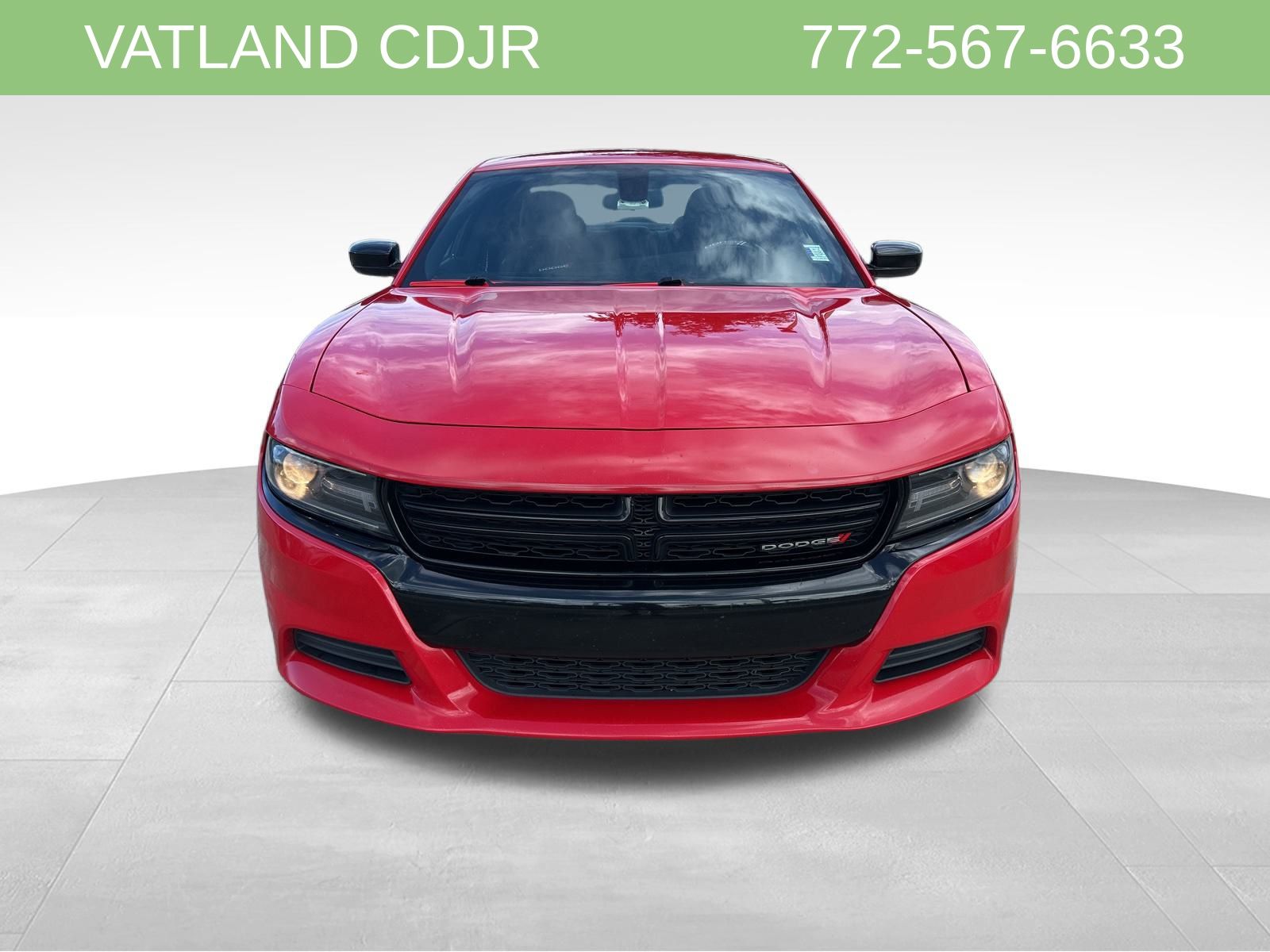 2018 Dodge Charger SXT photo 2
