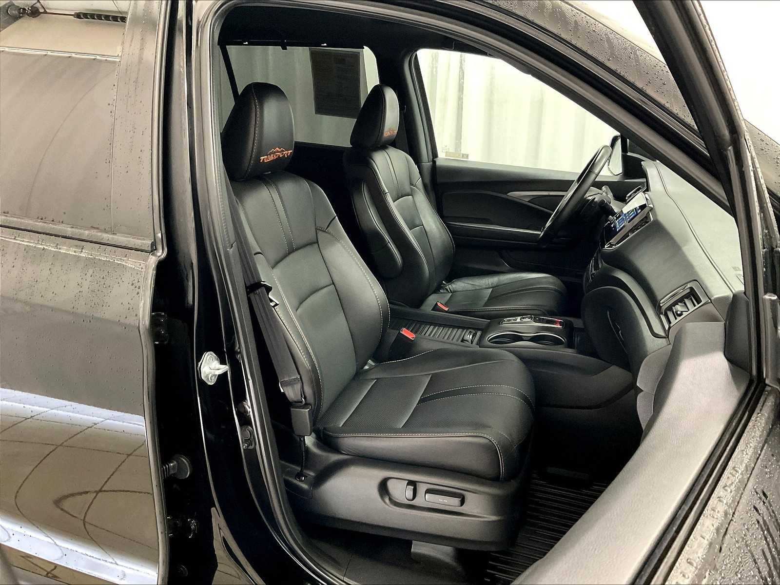 2022 Honda Passport TrailSport photo 11