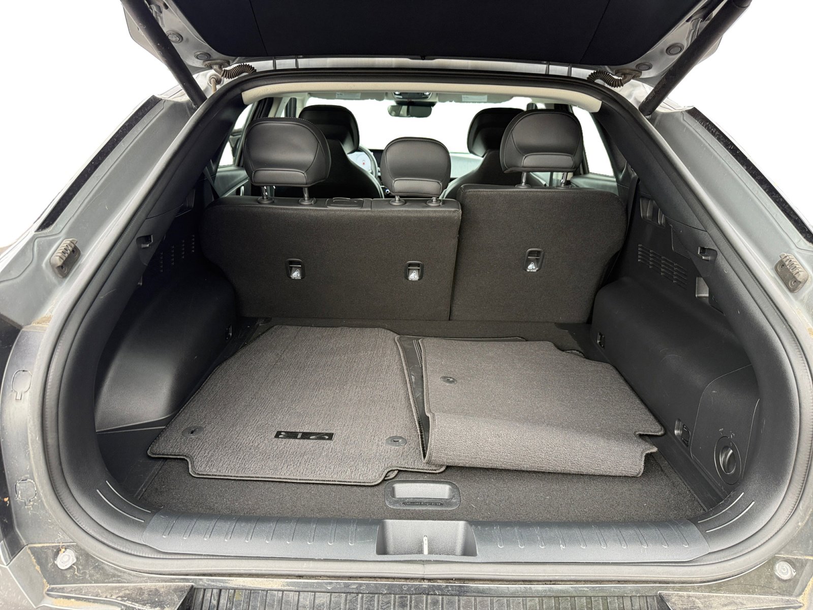 2023 Kia EV6 Wind photo 17