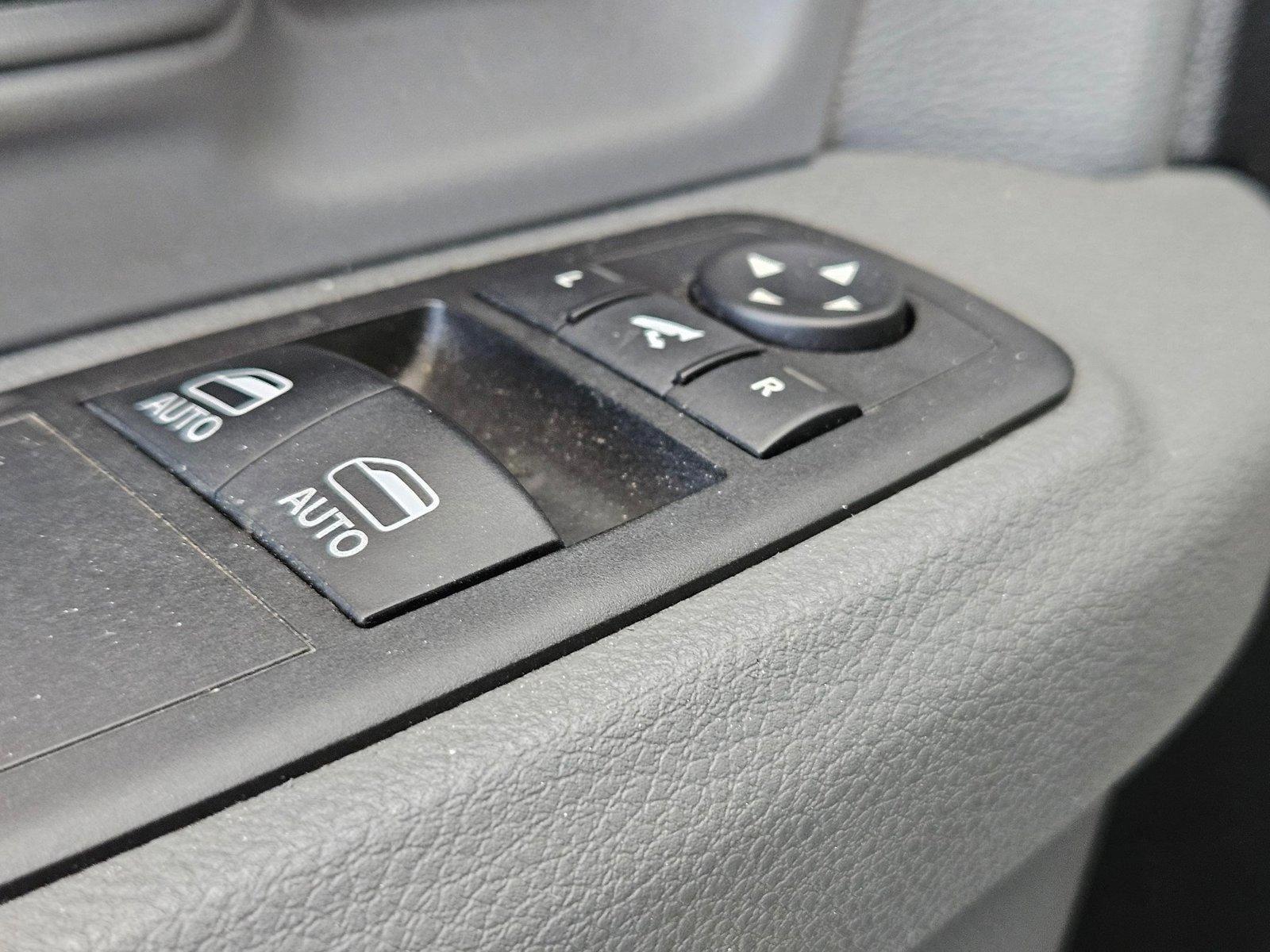 2015 Ram 1500 Lone Star photo 14