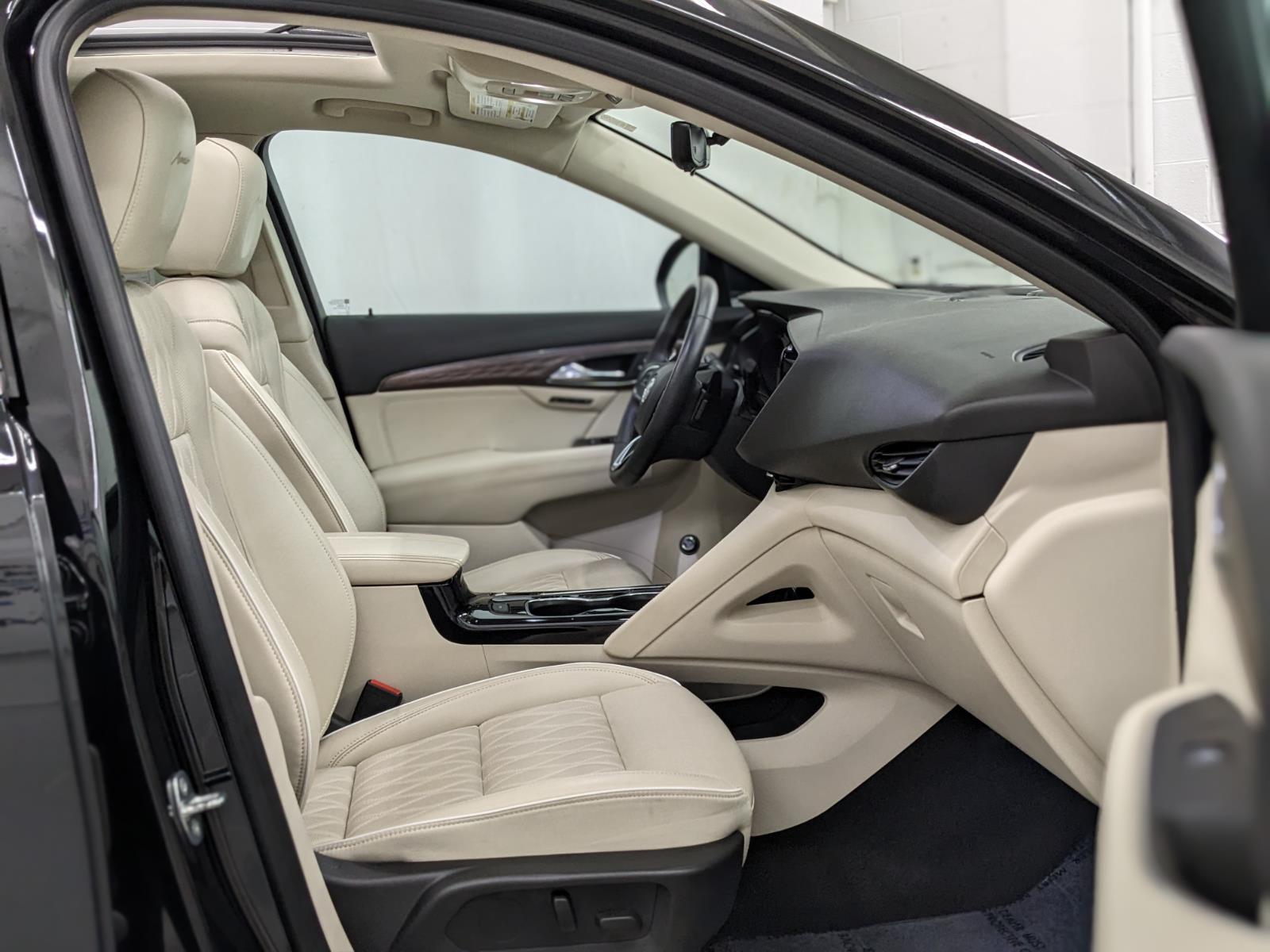 2023 Buick Envision Avenir photo 24