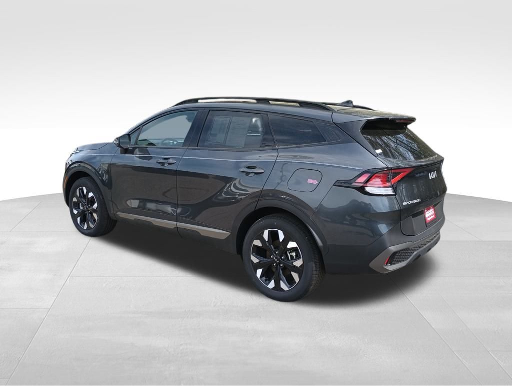 2024 Kia Sportage X-Line photo 3