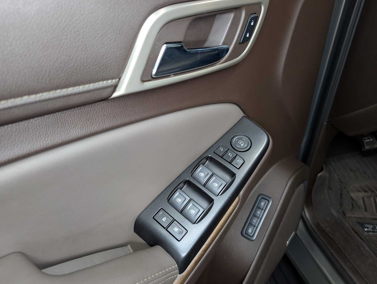 2018 Gmc Yukon Denali photo 38
