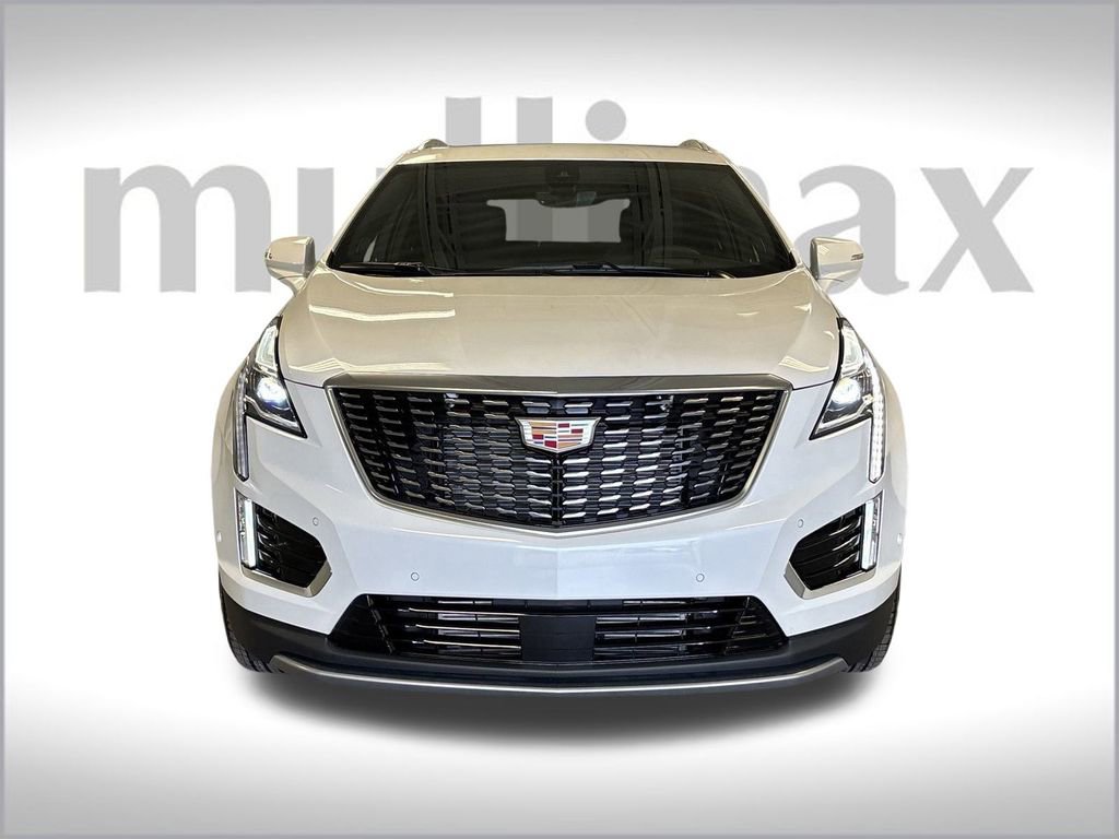 2025 Cadillac XT5 Premium Luxury photo 3
