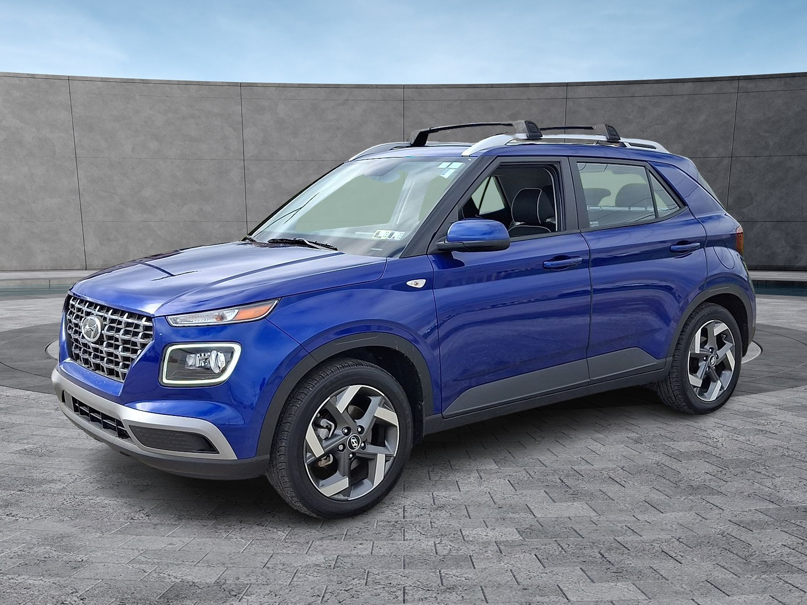 2024 Hyundai Venue Limited photo 4