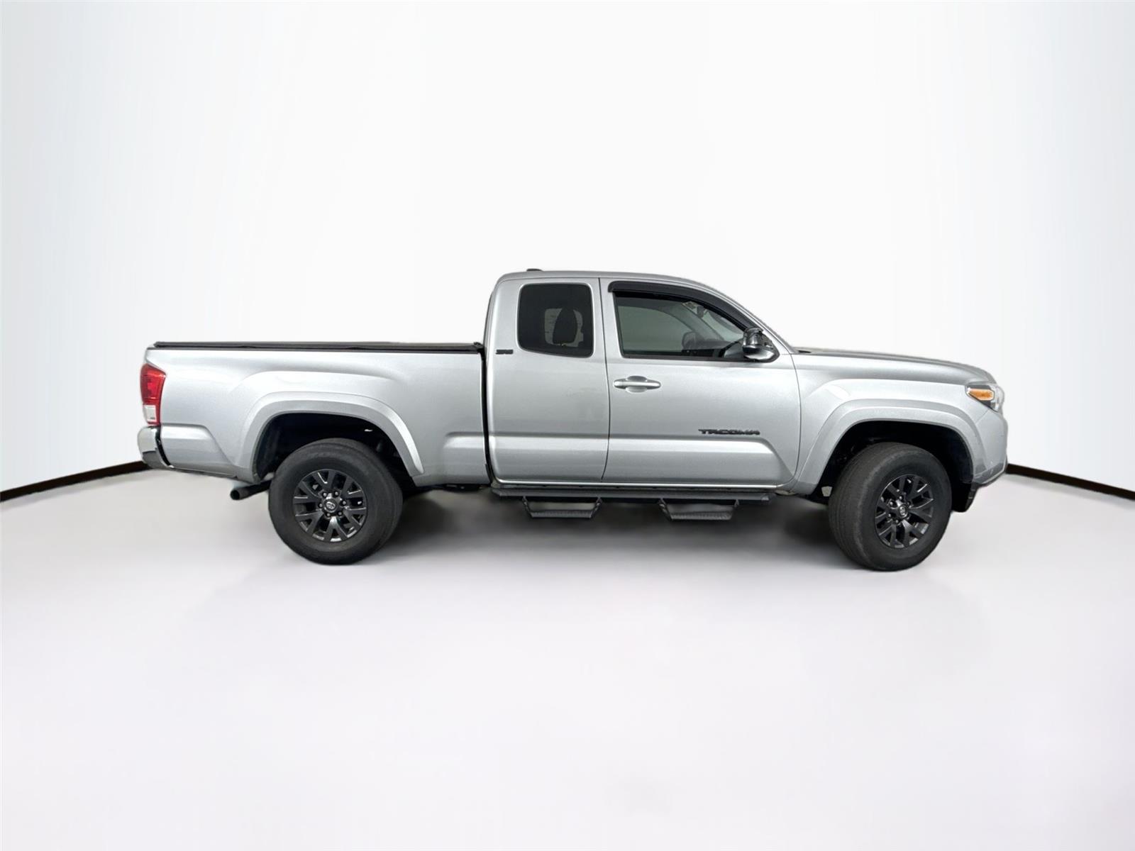 2022 Toyota Tacoma SR5 V6 photo 5