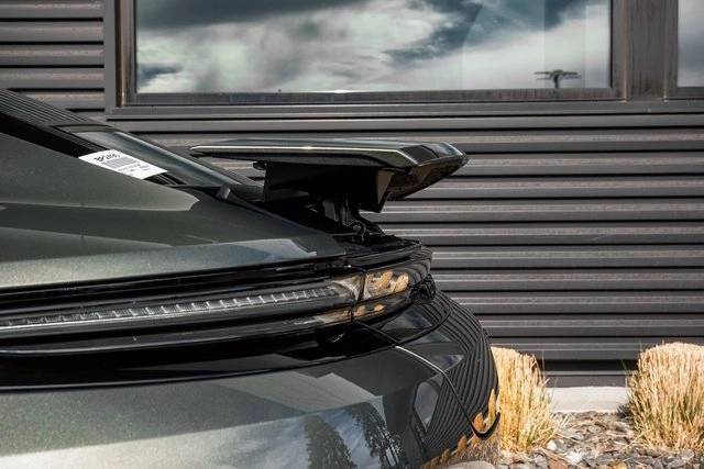 2025 Porsche Panamera 4 photo 11