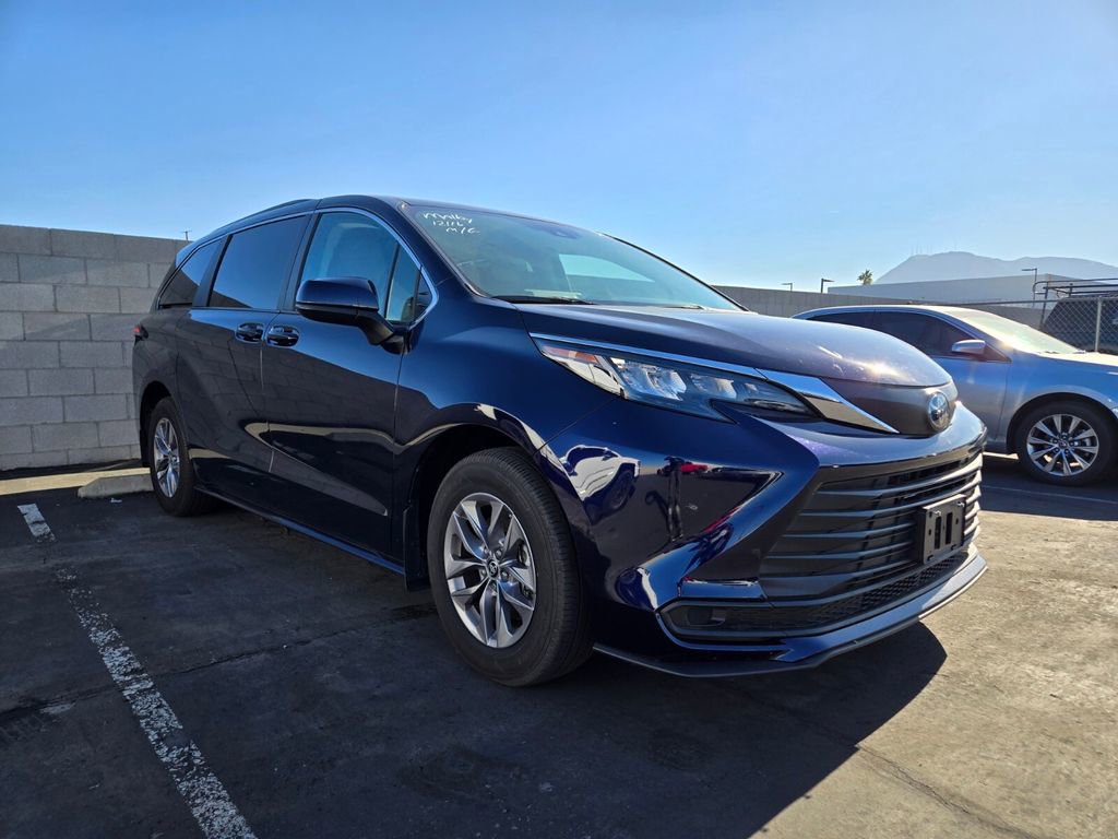 2024 Toyota Sienna