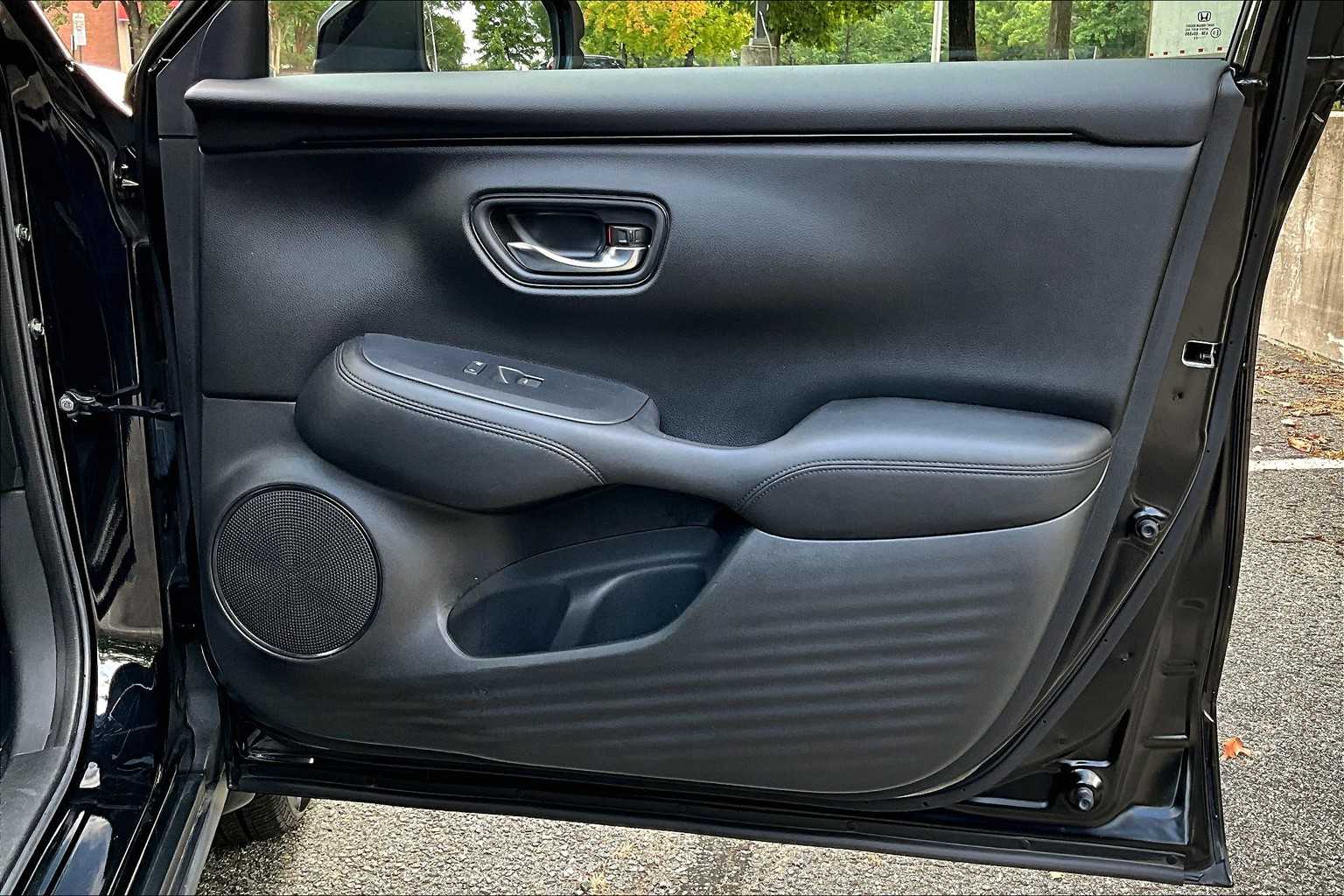 2023 Honda HR-V LX photo 22