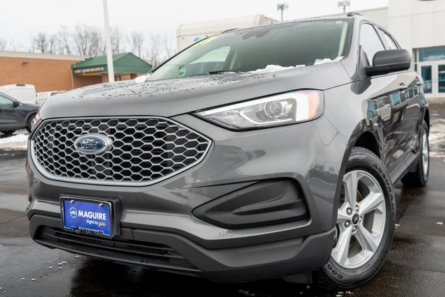 2023 Ford Edge SE's photo