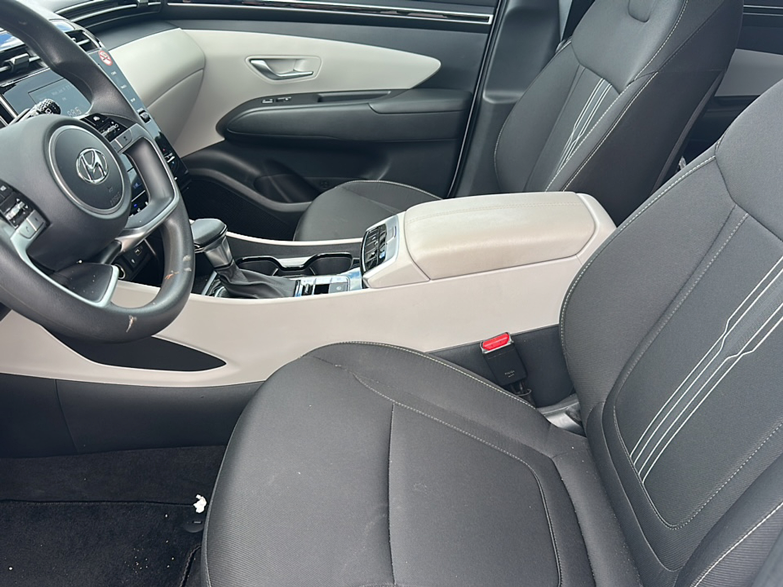 2024 Hyundai Tucson SEL photo 2