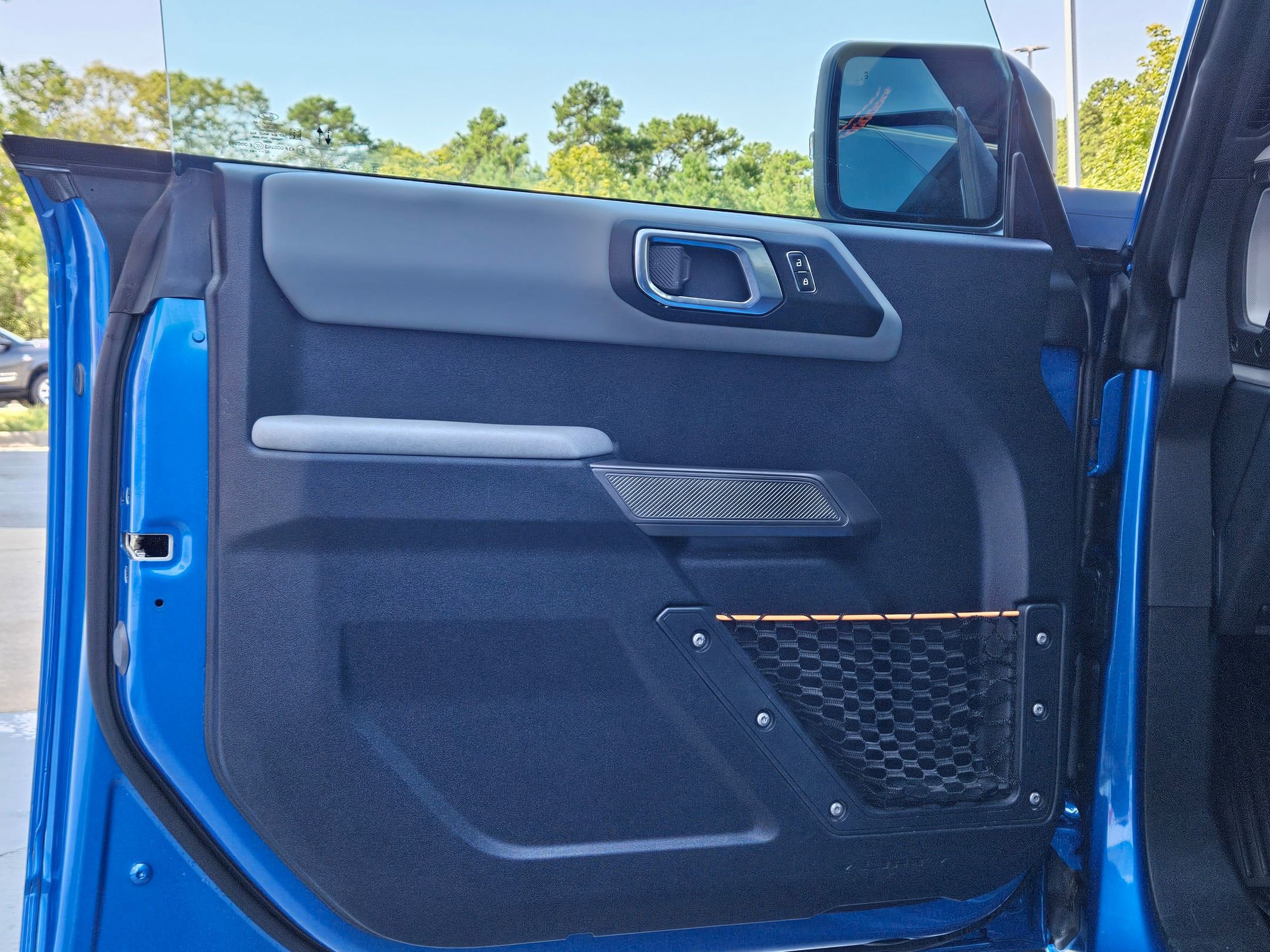 2022 Ford Bronco Badlands photo 16