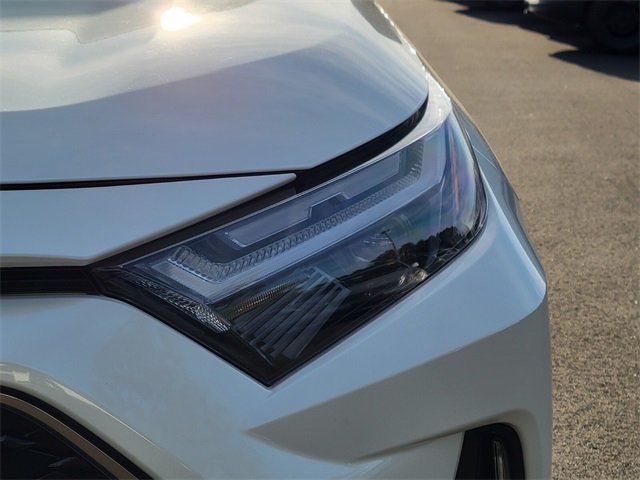 2022 Toyota RAV4 Prime XSE photo 9