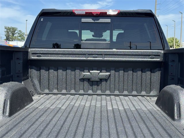 2025 Chevrolet Silverado 1500 High Country photo 12