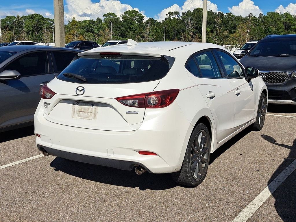 2018 Mazda Mazda3 Grand Touring photo 4