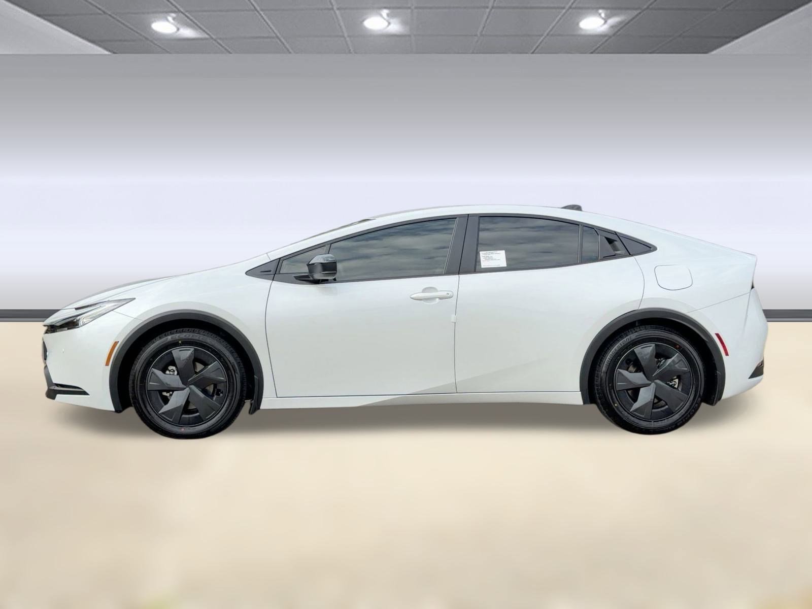 2026 Toyota Prius LE's photo