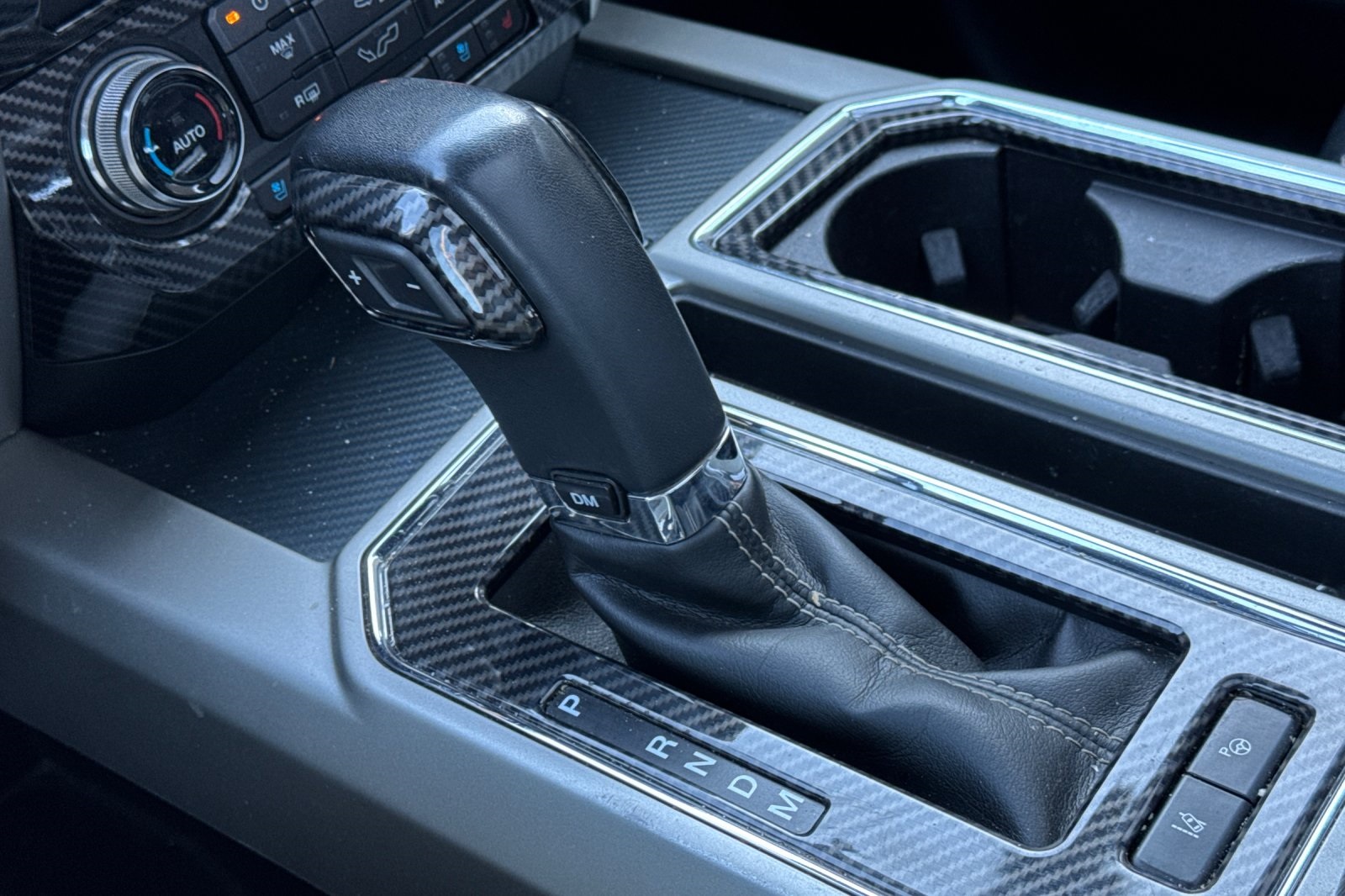 2019 Ford F-150 Lariat photo 21