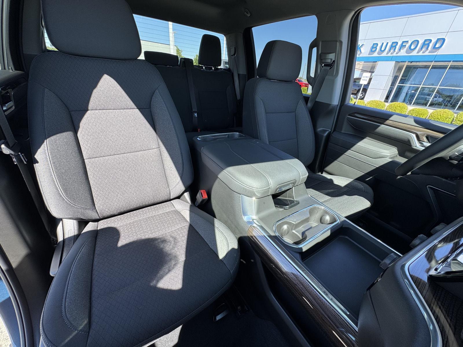 2026 Chevrolet Silverado 2500HD LT photo 41