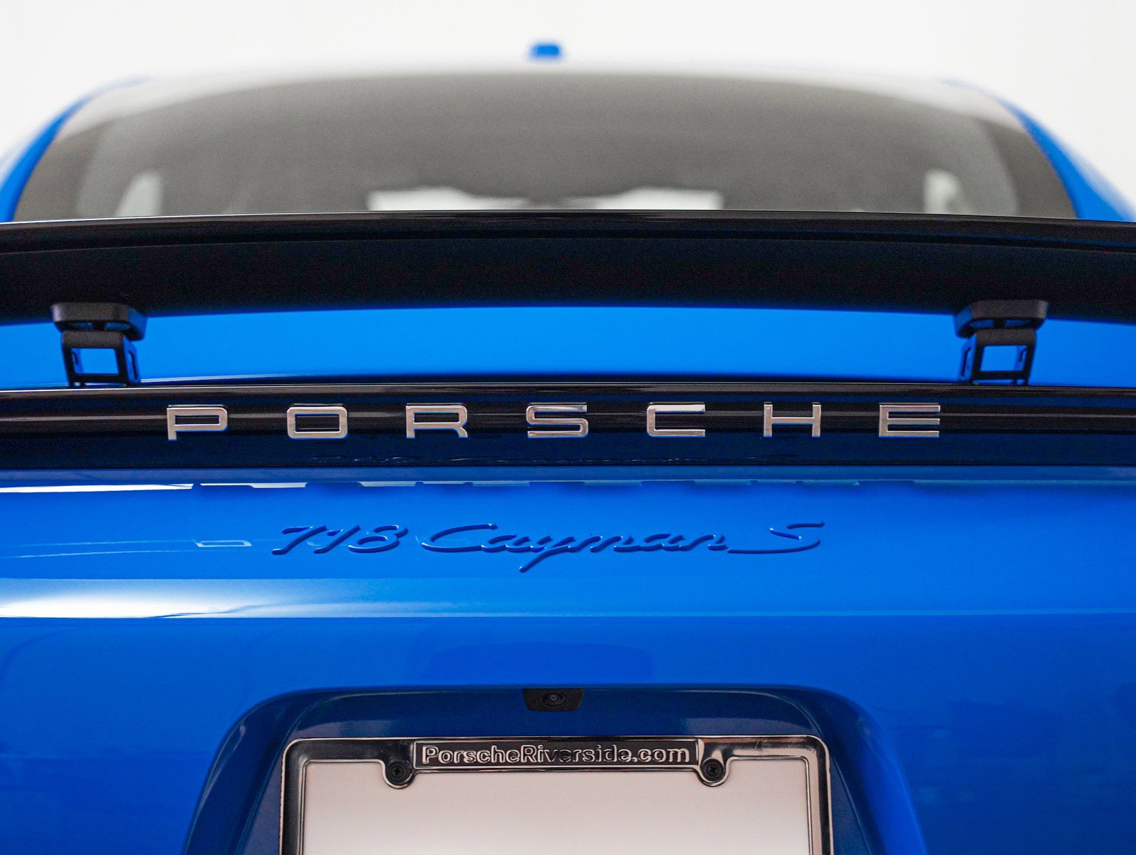 2025 Porsche Cayman S photo 19