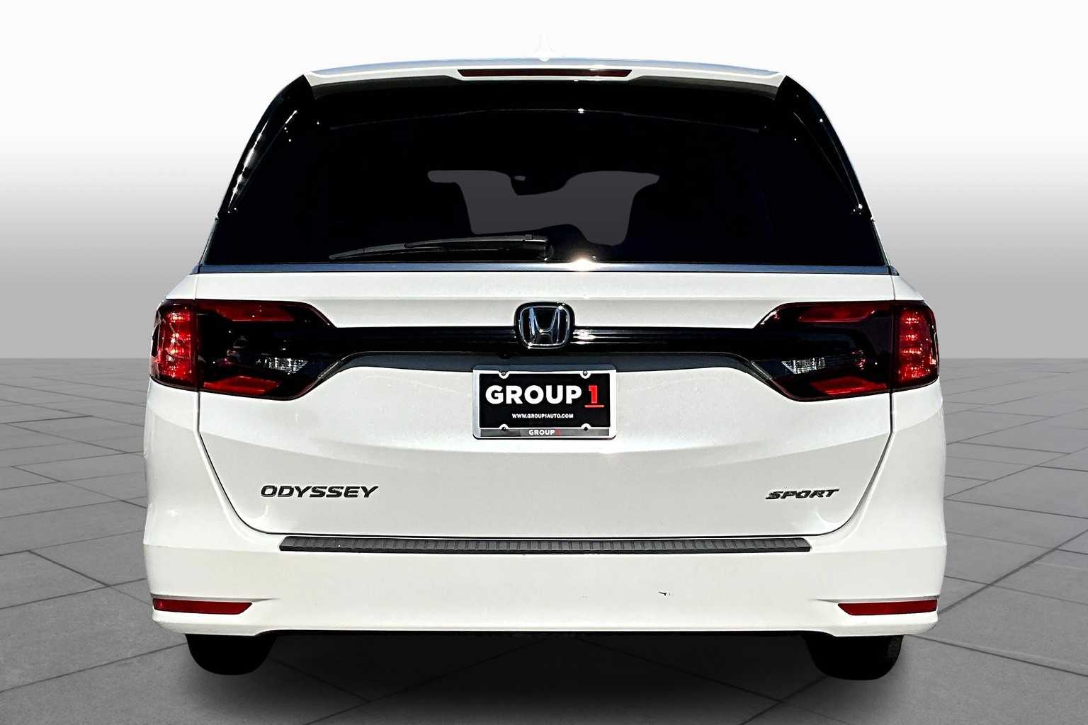 2023 Honda Odyssey Sport photo 4