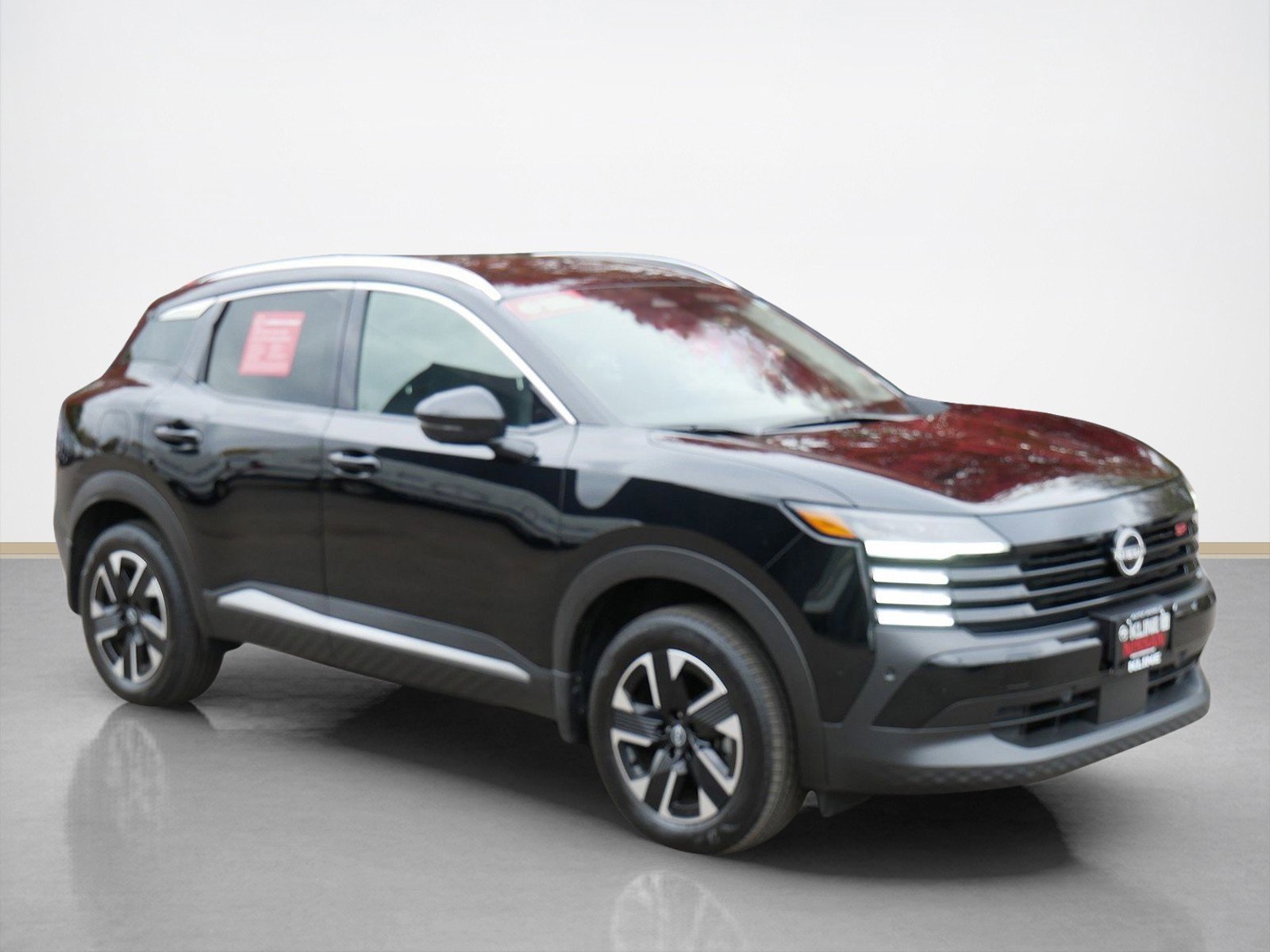 2025 Nissan Kicks SR AWD's photo