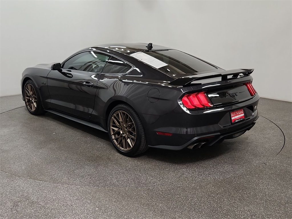 2022 Ford Mustang GT Premium photo 3