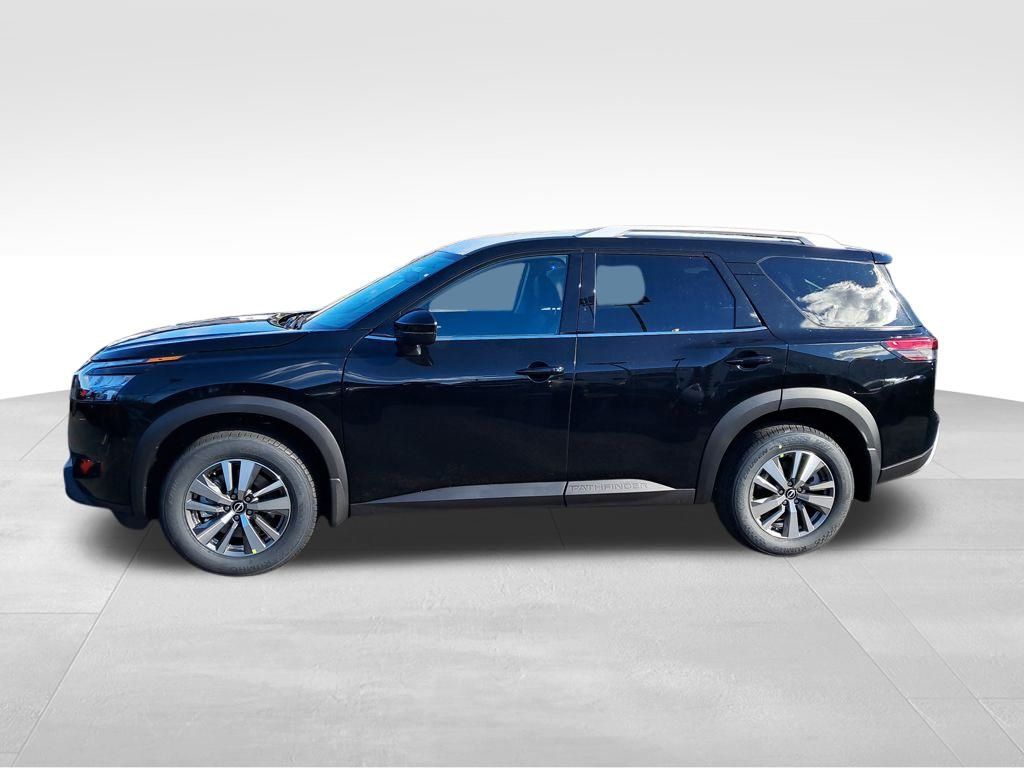 2025 Nissan Pathfinder SL photo 3