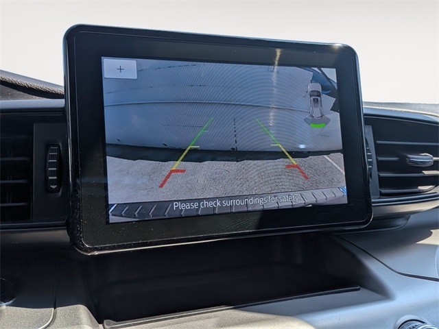 2022 Ford Explorer XLT photo 16