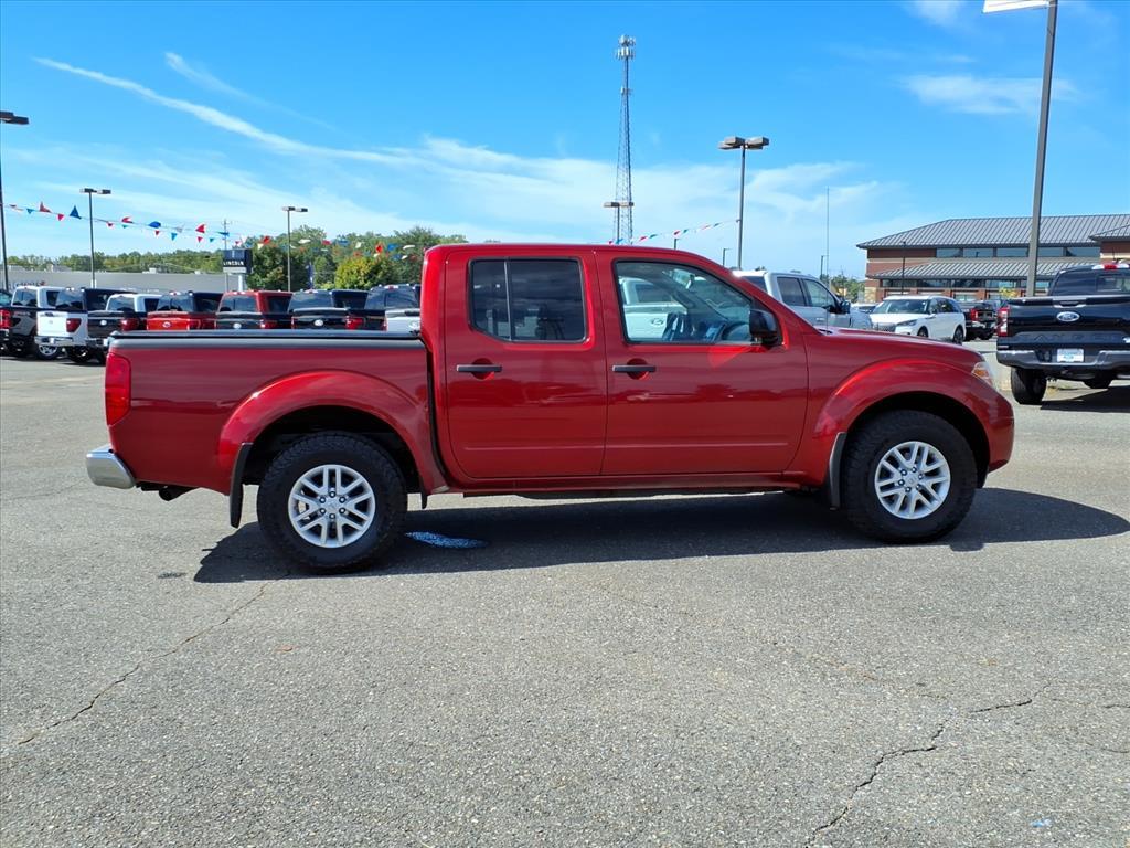 2014 Nissan Frontier SV photo 16