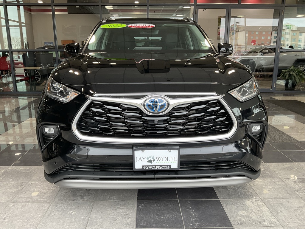 Certified 2022 Toyota Highlander Platinum with VIN 5TDEBRCH4NS096015 for sale in Kansas City