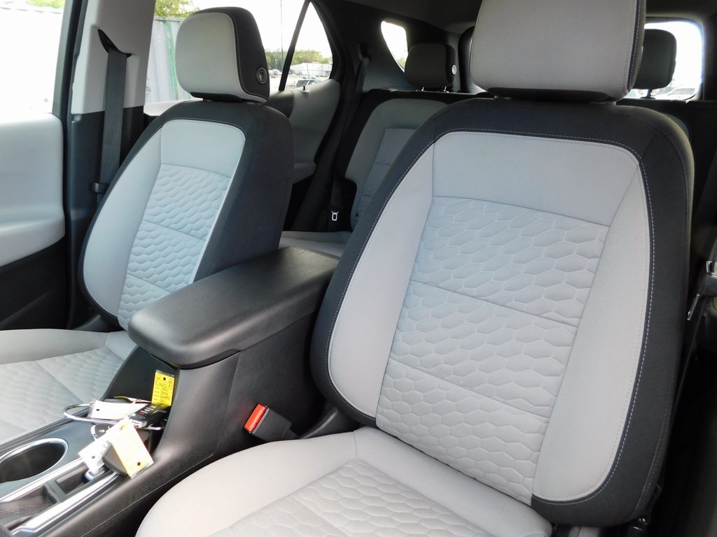 2020 Chevrolet Equinox LT photo 12