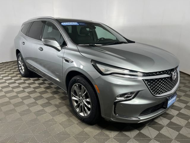 2024 Buick Enclave Avenir's photo