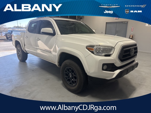 2020 Toyota Tacoma SR5's photo