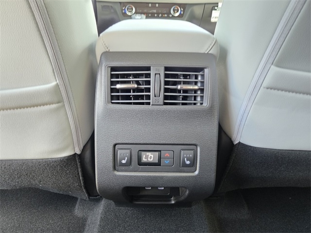 2025 Mitsubishi Outlander SEL GT photo 15
