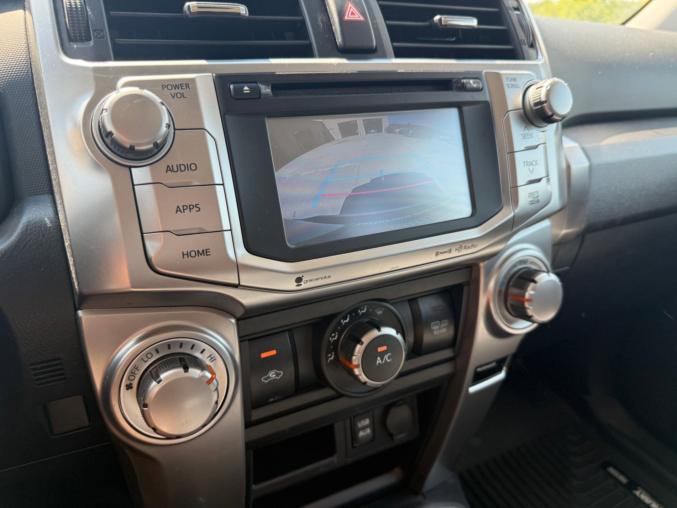 2019 Toyota 4Runner SR5 4WD photo 29