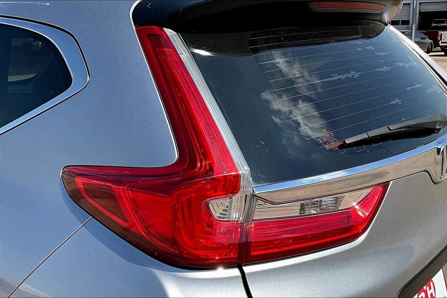 2017 Honda CR-V LX photo 24