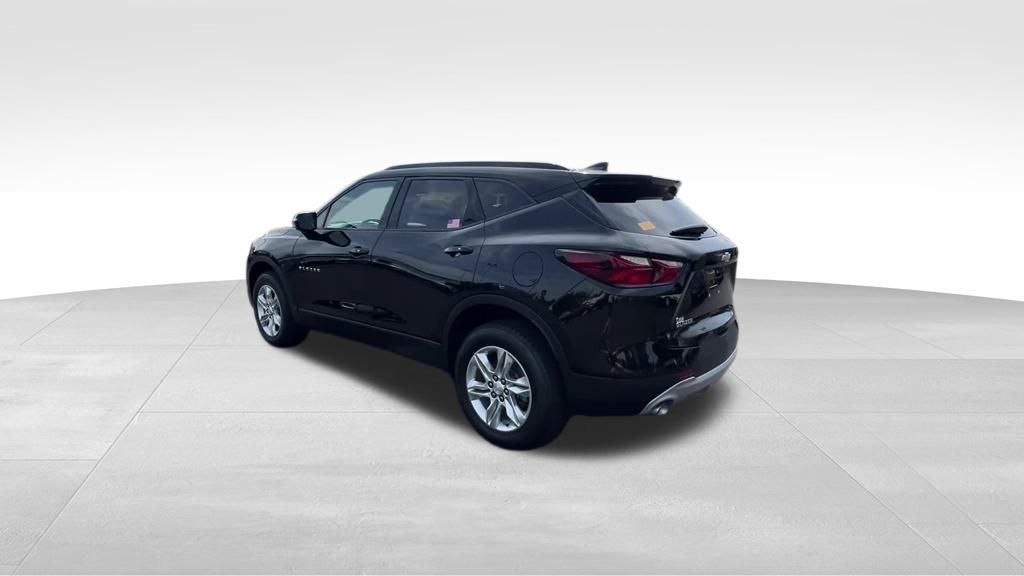 2020 Chevrolet Blazer 2LT photo 3