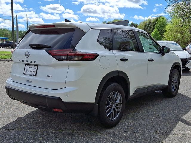 2025 Nissan Rogue S photo 3