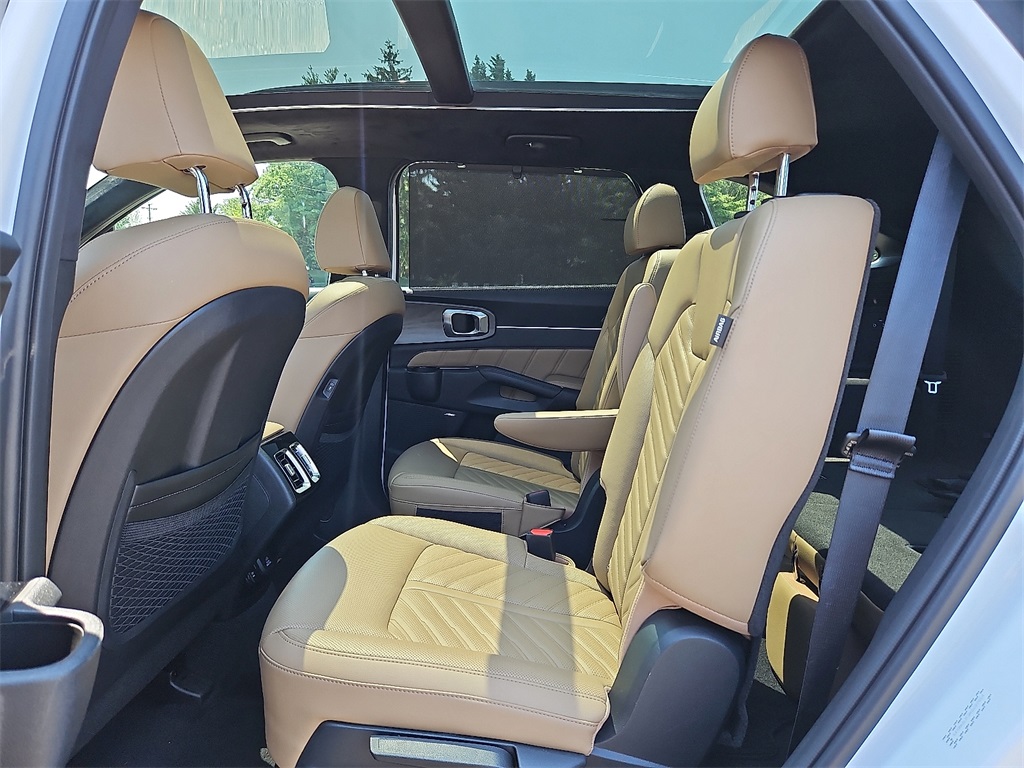 2024 Kia Sorento X-Pro SX Prestige photo 9