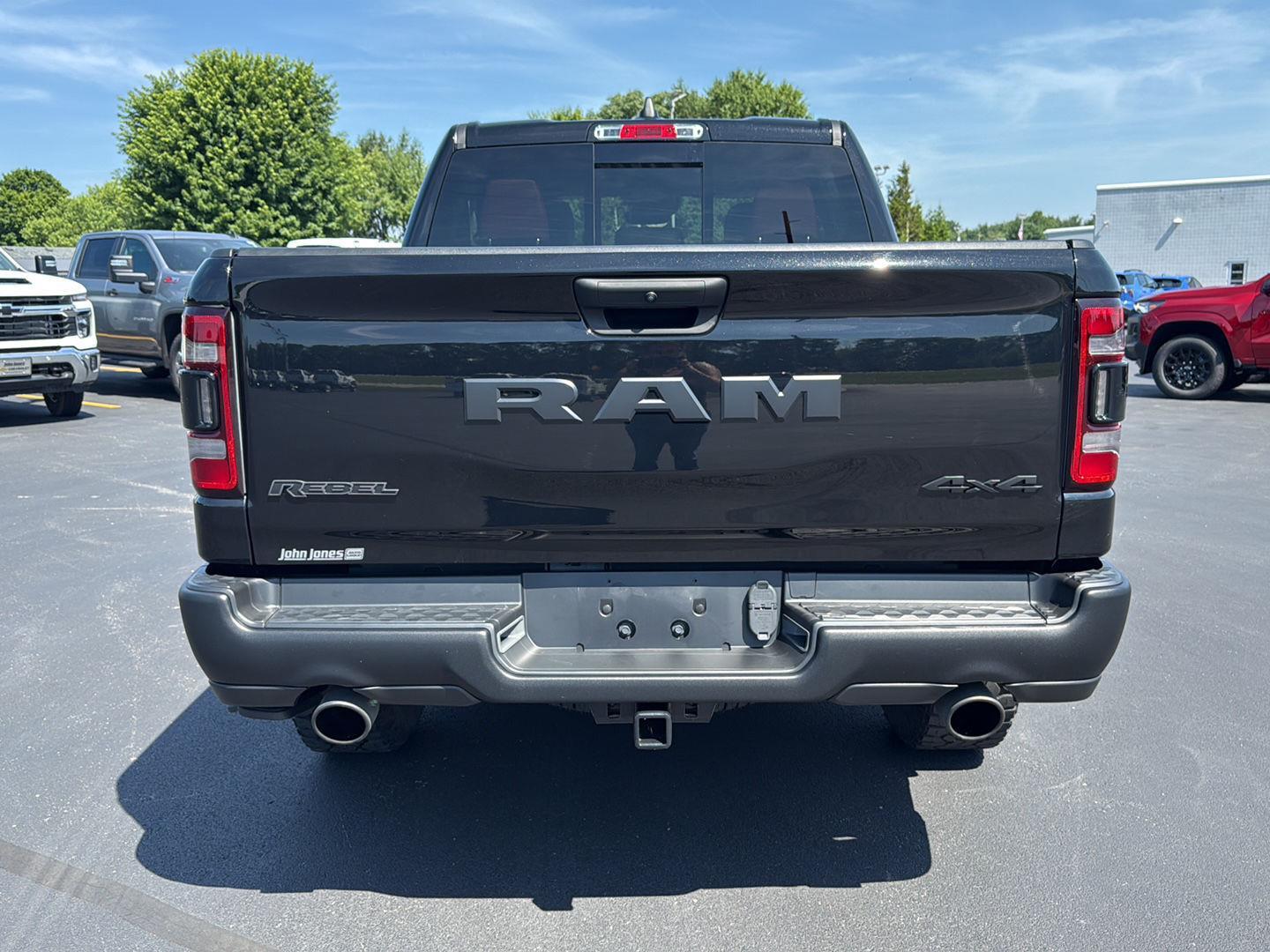 2022 Ram 1500 Rebel photo 16