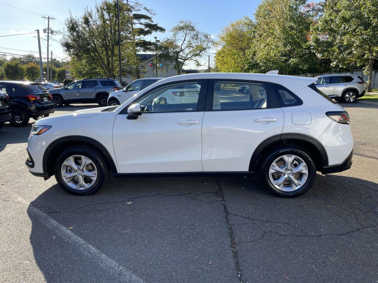 2023 Honda HR-V LX photo 4
