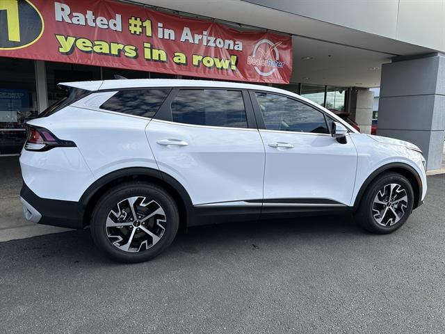 2025 Kia Sportage EX photo 4