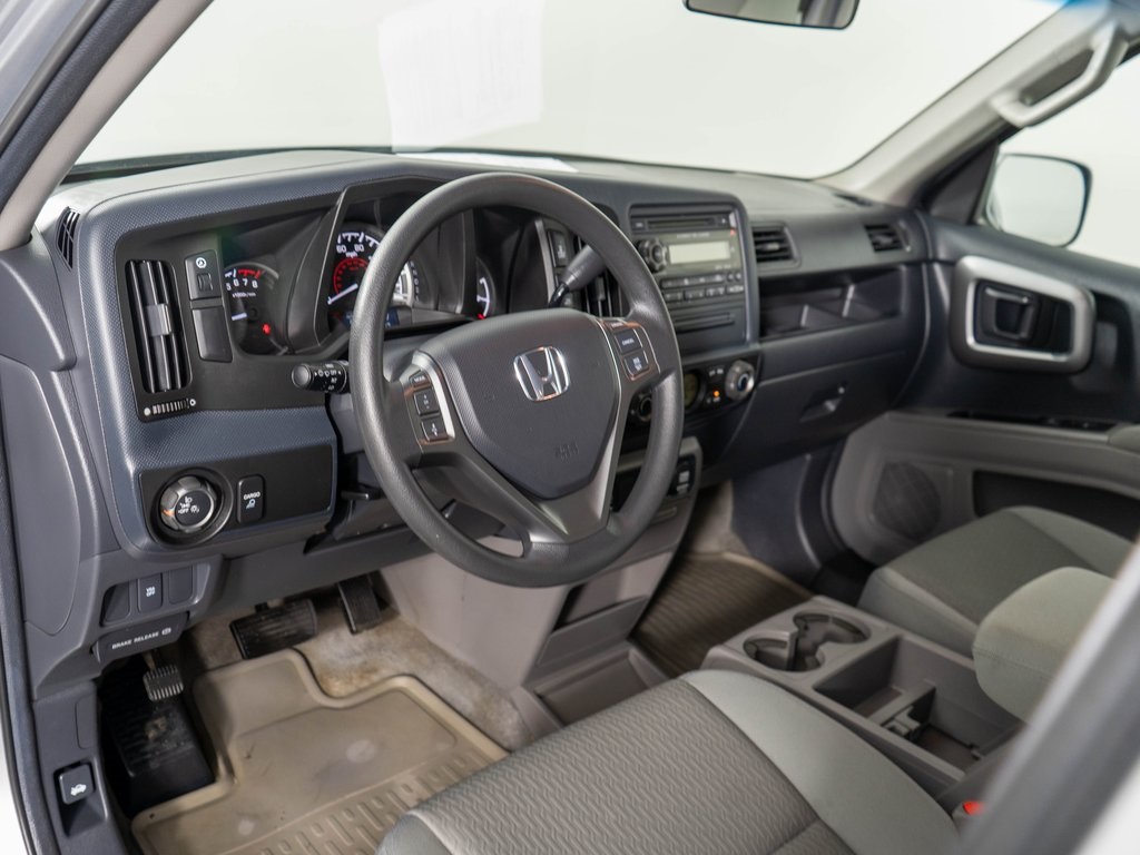 2010 Honda Ridgeline RTS photo 13