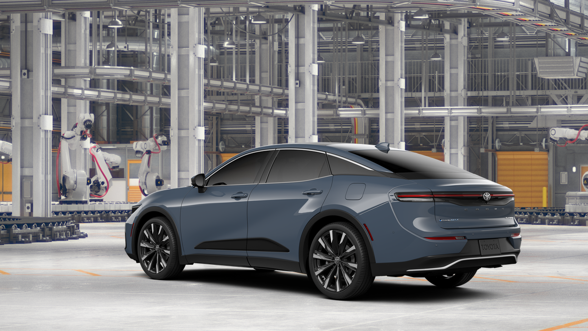 2026 Toyota Crown Platinum photo 6