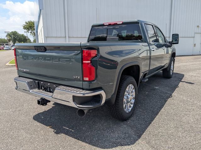 2025 Chevrolet Silverado LTZ photo 4