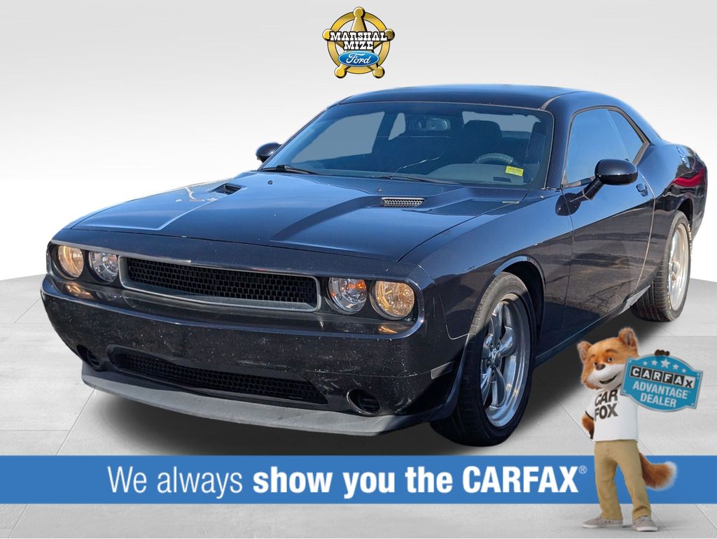 2012 Dodge Challenger SXT's photo